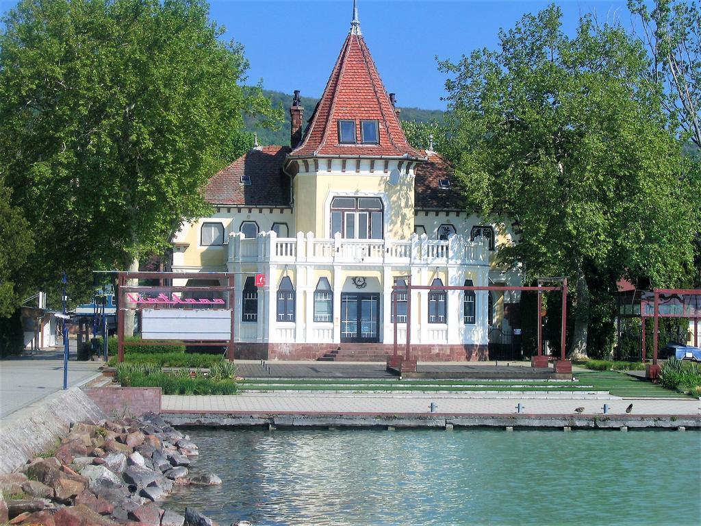 Aqua Apartman Révfülöp Extérieur photo